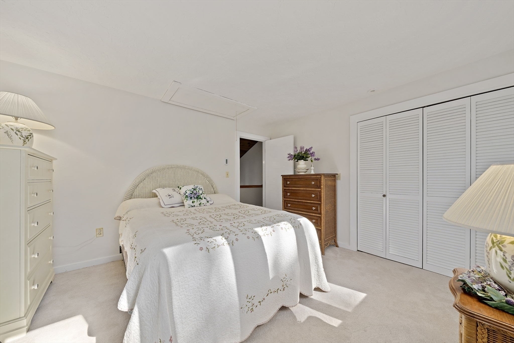 575 First Parish Road Scituate, MA 02066 - Photo 18 of 29
