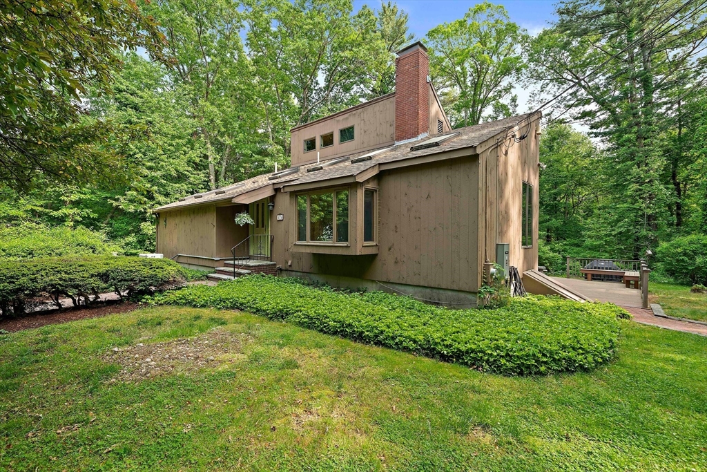 575 First Parish Road Scituate, MA 02066 - Photo 3 of 29