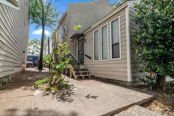 $109,000 | 2415 West End Row, Unit A5, Cordova, TN 38016