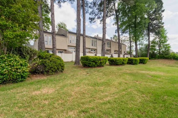 $109,000 | 2415 West End Row, Unit A5, Cordova, TN 38016