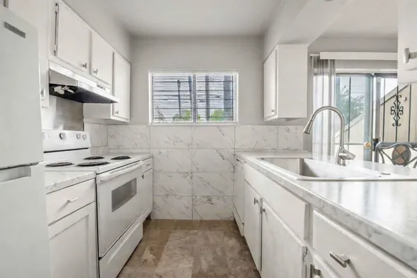 $109,000 | 2415 West End Row, Unit A5, Cordova, TN 38016