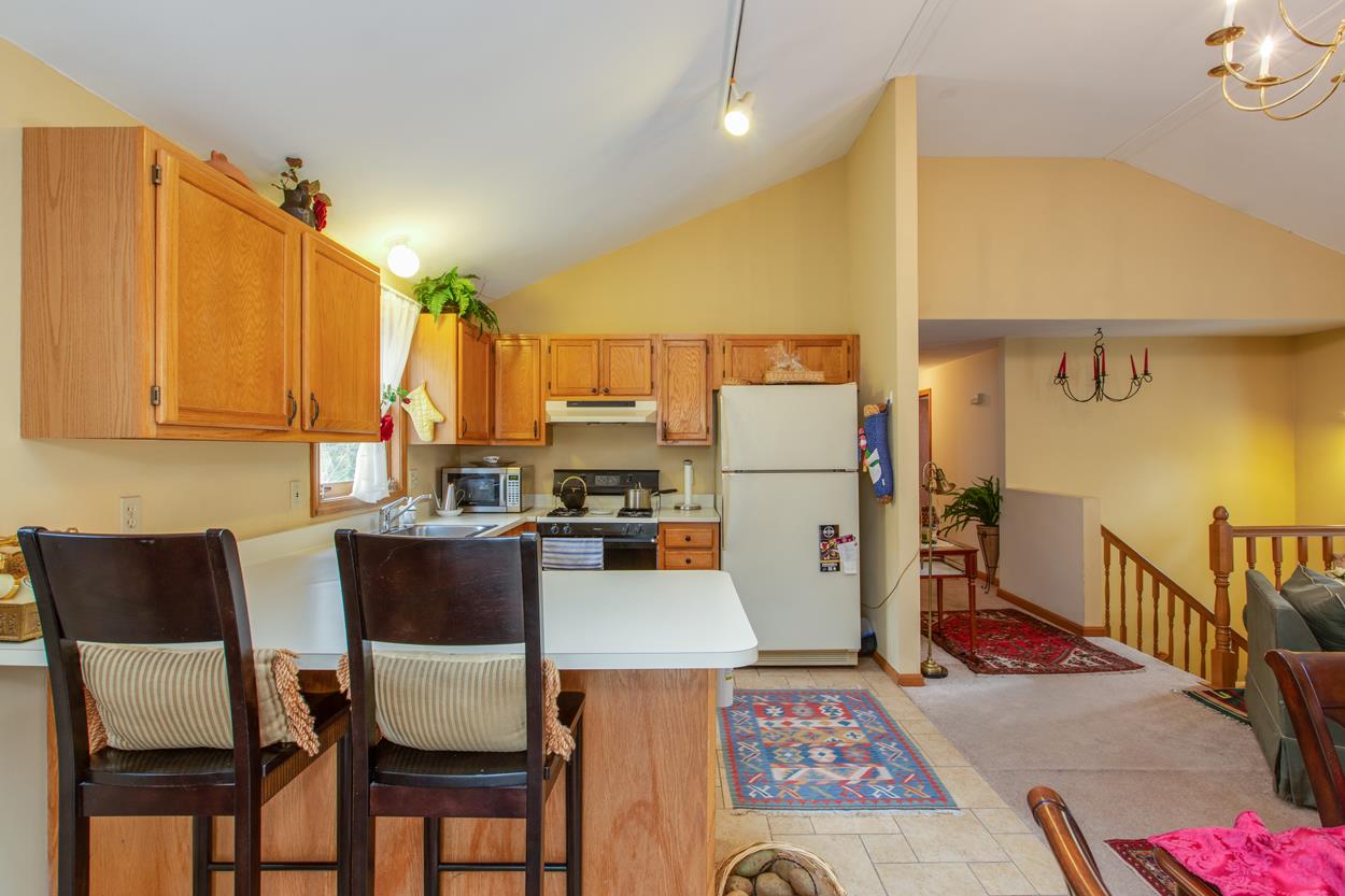 136 Little Mill Road Sandown, NH 03873 - Photo 11 of 32