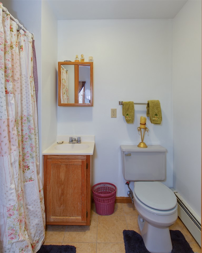 136 Little Mill Road Sandown, NH 03873 - Photo 18 of 32