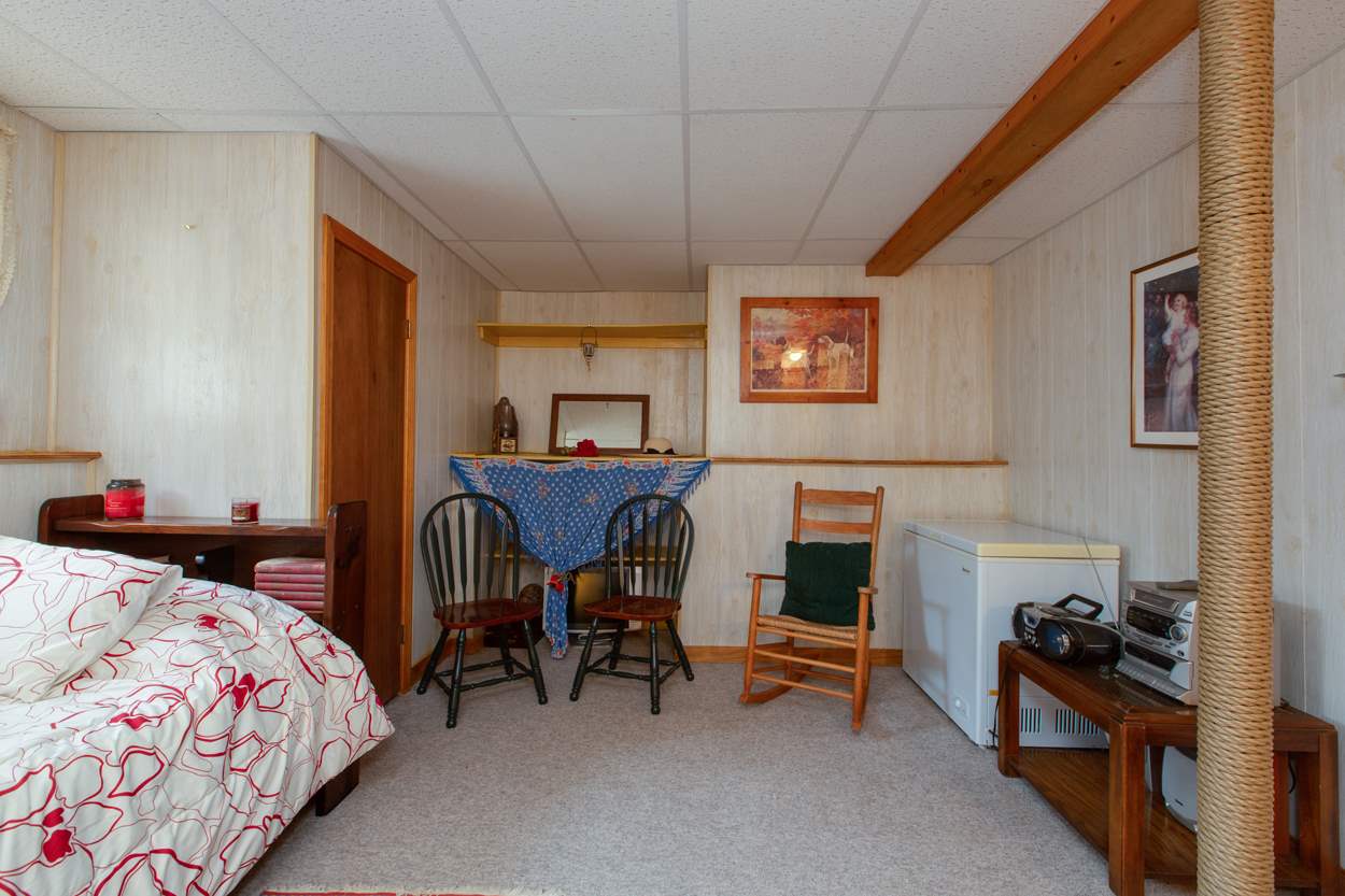 136 Little Mill Road Sandown, NH 03873 - Photo 24 of 32
