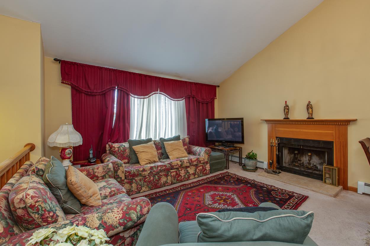 136 Little Mill Road Sandown, NH 03873 - Photo 7 of 32