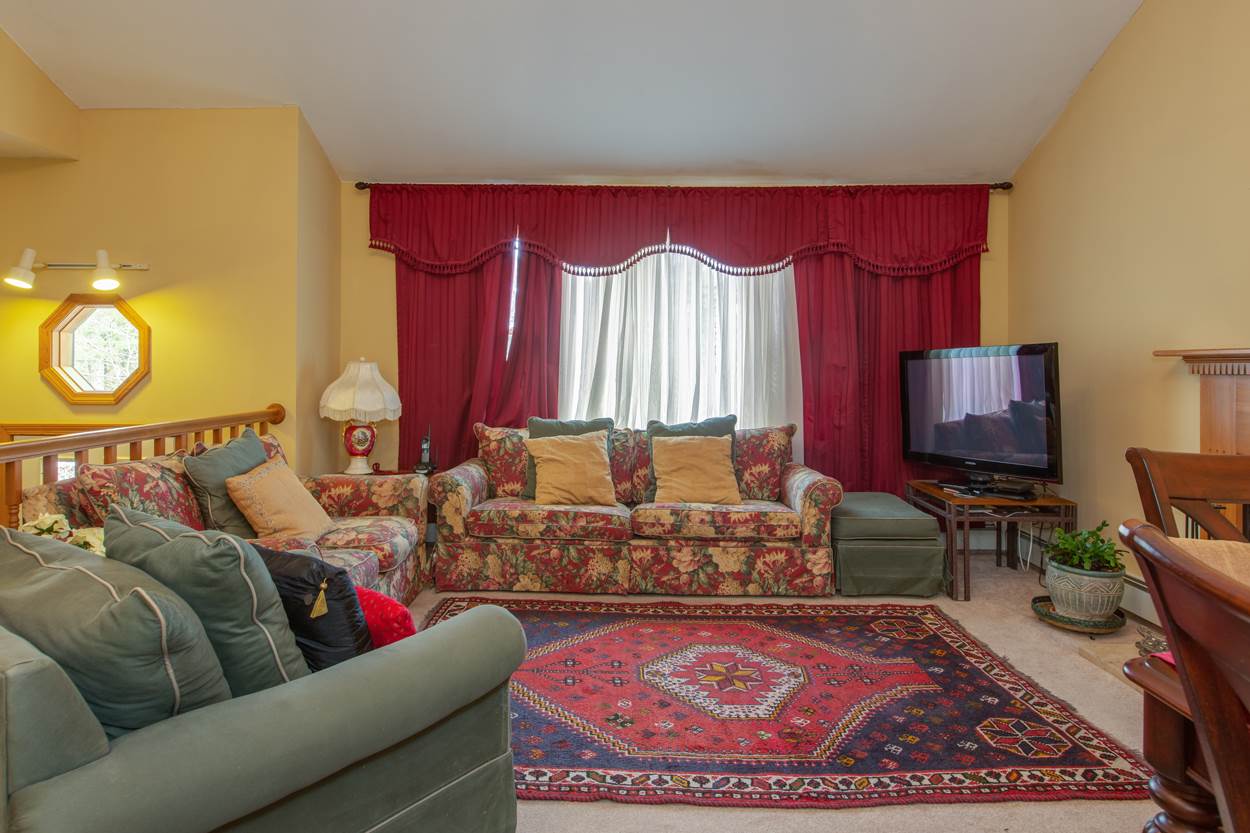 136 Little Mill Road Sandown, NH 03873 - Photo 8 of 32