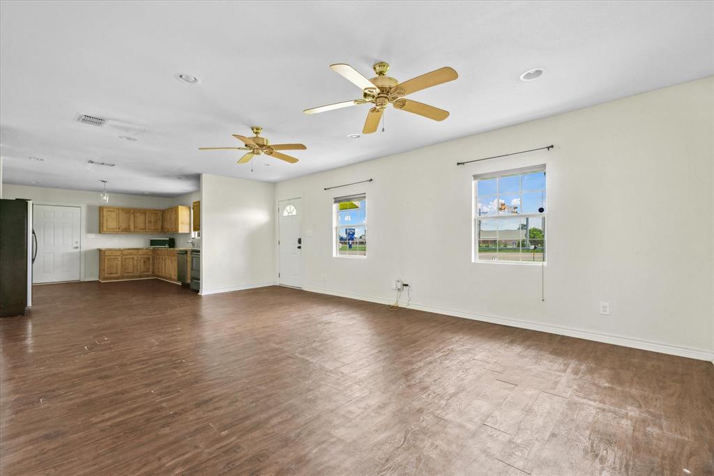 1118 East Goode Street Quitman, TX 75783 - Photo 11 of 40