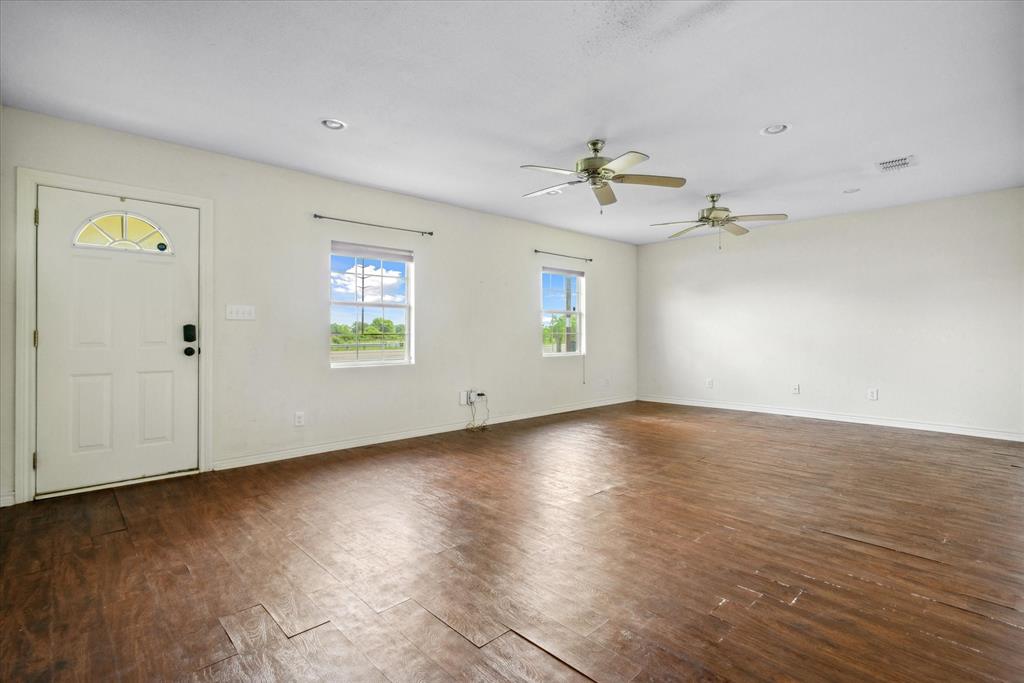 1118 East Goode Street Quitman, TX 75783 - Photo 12 of 40