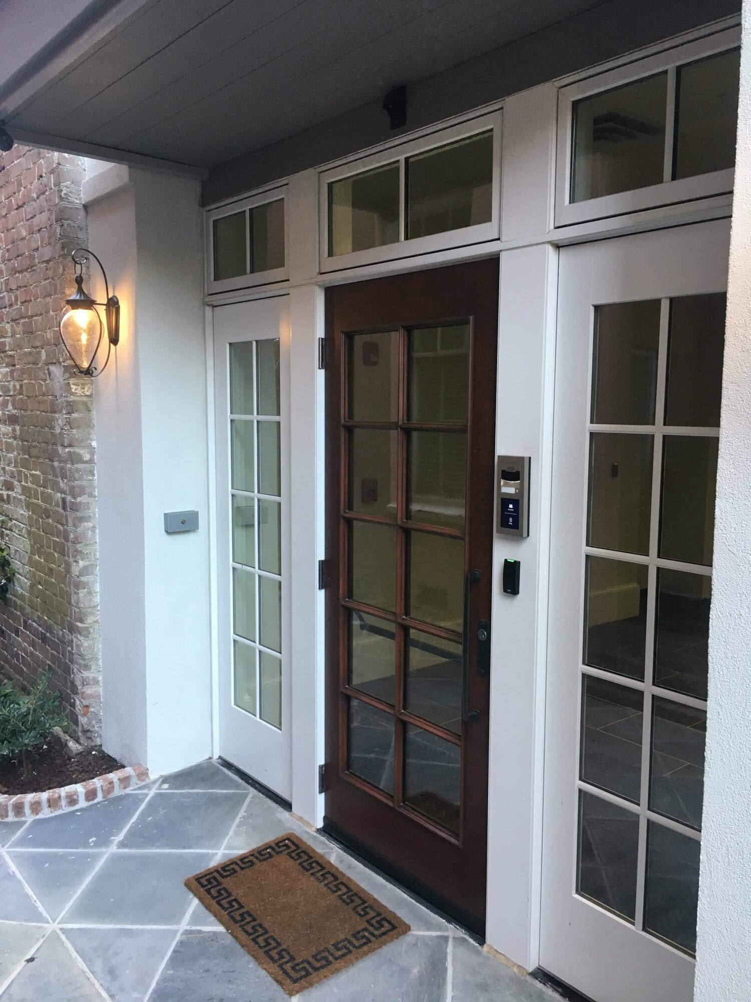 28 Broad Street, Unit 304 Charleston, SC 29401 - Photo 2 of 20 tempImageRfWF7m