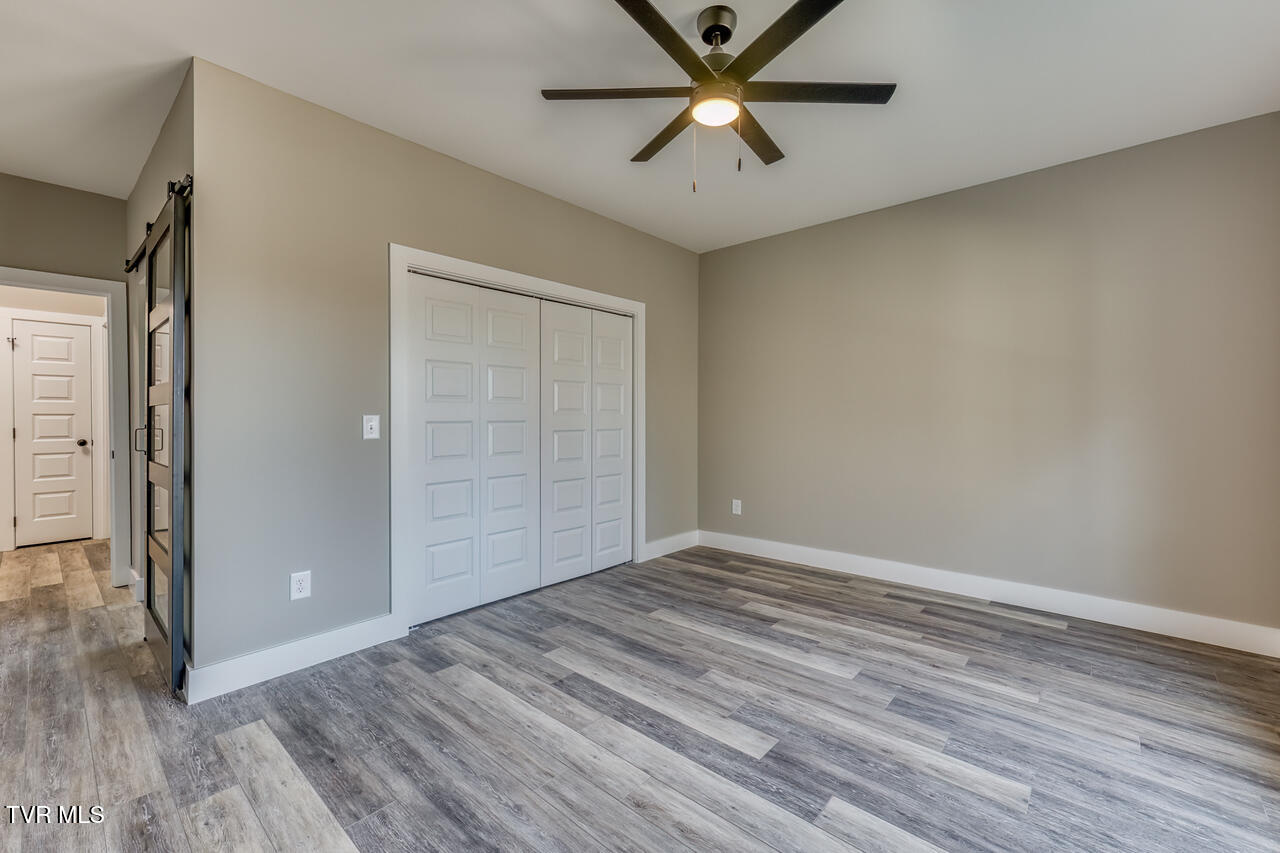 1091 Traders Walk Johnson City, TN 37601 - Photo 16 of 36 1091 Traders Walk-24-X2