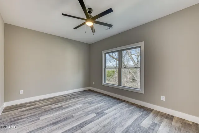 $339,900 | 1091 Traders Walk, Johnson City, TN 37601