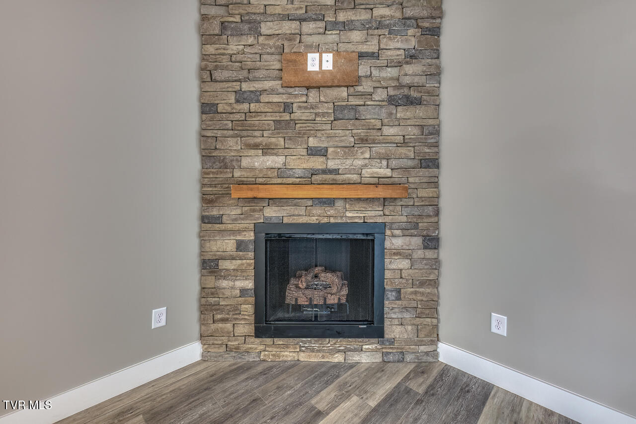 1091 Traders Walk Johnson City, TN 37601 - Photo 8 of 36 1091 Traders Walk-16-X2