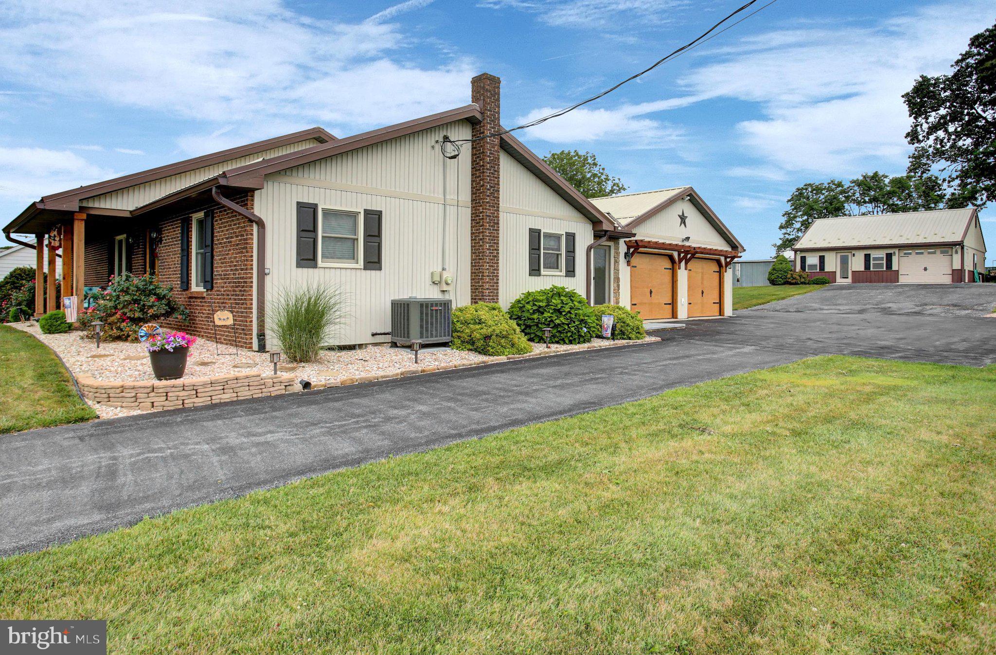 1461 Roxbury Road Shippensburg, PA 17257 - Photo 5 of 45
