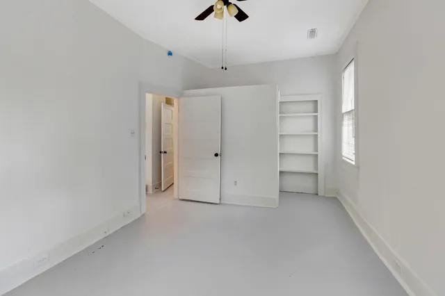 $3,200 | 115 Ashley Avenue, Unit C, Charleston, SC 29401