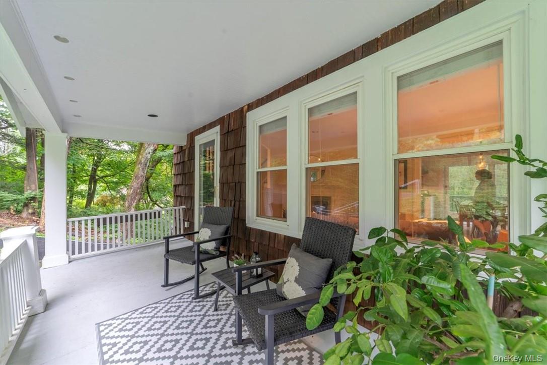 28 Inningwood Road Ossining, NY 10562 - Photo 6 of 37 View of patio / terrace