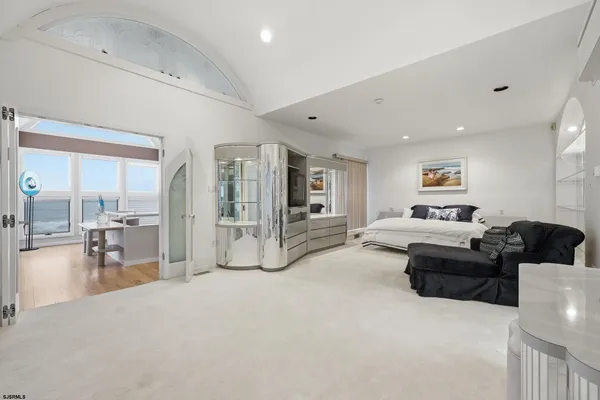 $180,000 | 119 South 11th Avenue, Longport, NJ 08403