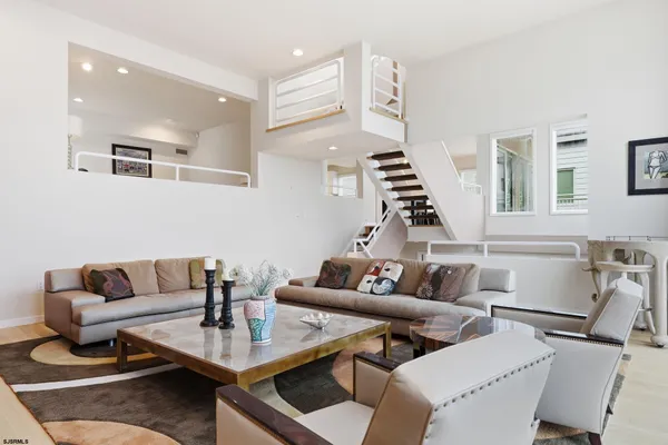 $180,000 | 119 South 11th Avenue, Longport, NJ 08403