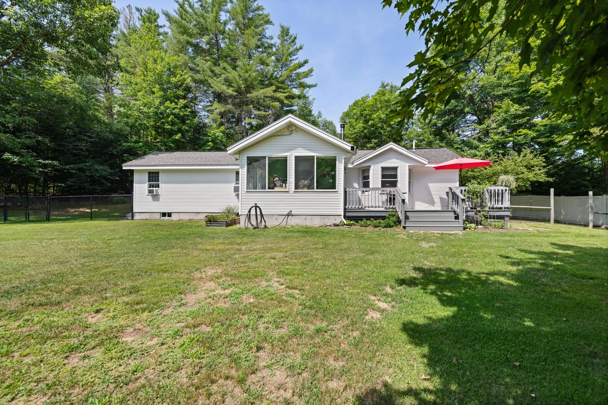 56 Barry Highlands Road Danbury, NH 03230 - Photo 33 of 41