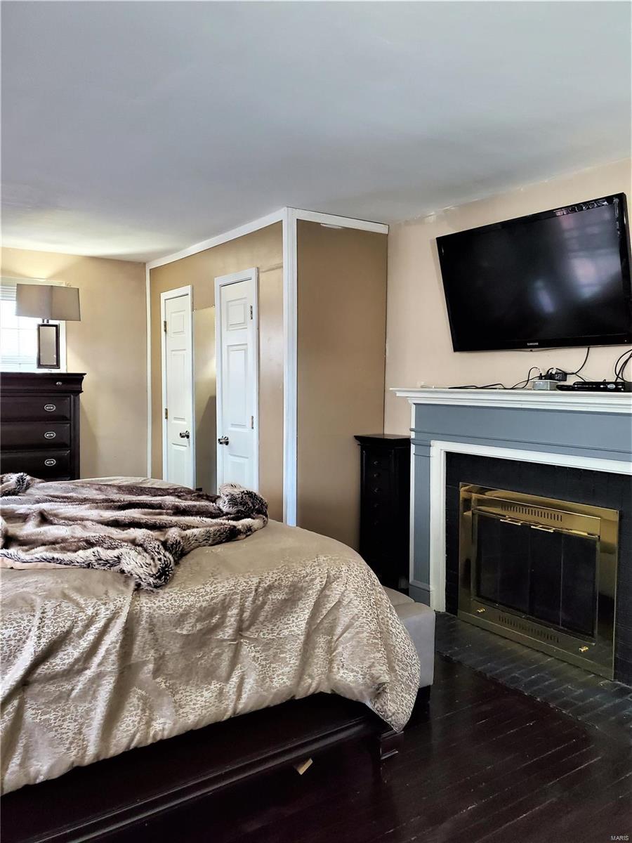 208 Ruggles Road St. Louis, MO 63135 - Photo 10 of 35 Gallery Image 10