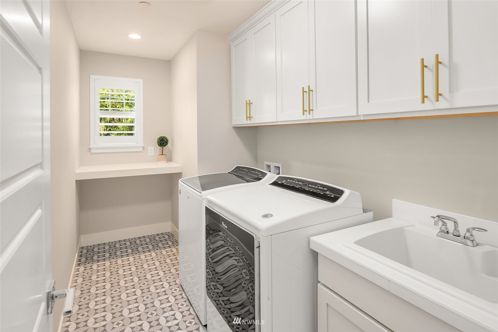 9311 Northeast 173rd Street Bothell, WA 98011 - Photo 33 of 39 Gallery Image 33