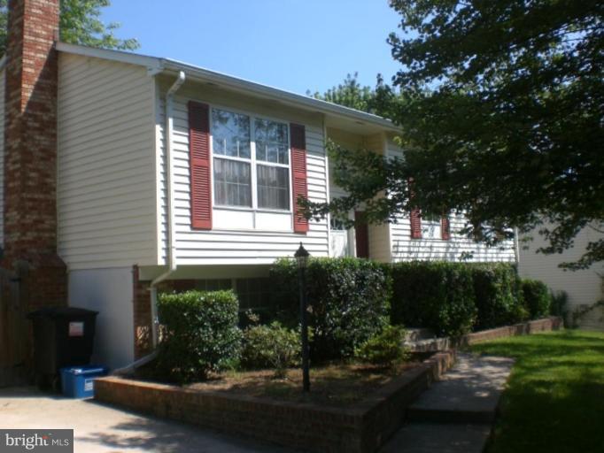 14324 Lindendale Road Woodbridge, VA 22193 - Photo 11 of 21 Exterior #3
