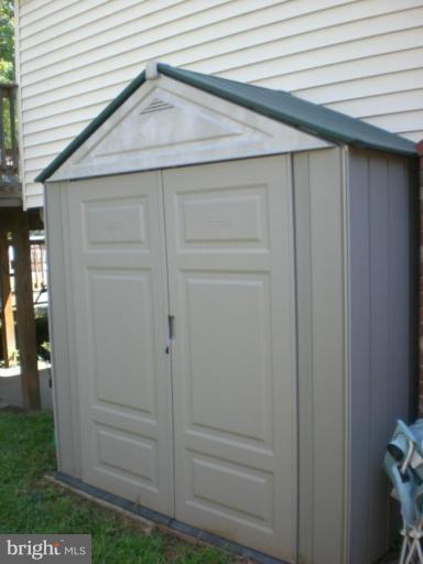 14324 Lindendale Road Woodbridge, VA 22193 - Photo 12 of 21 Shed