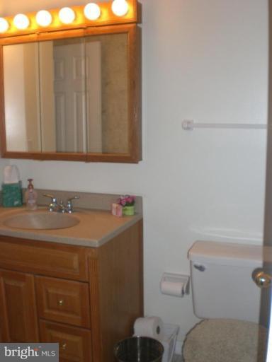 14324 Lindendale Road Woodbridge, VA 22193 - Photo 4 of 21 Bath #3