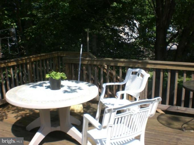 14324 Lindendale Road Woodbridge, VA 22193 - Photo 7 of 21 Deck