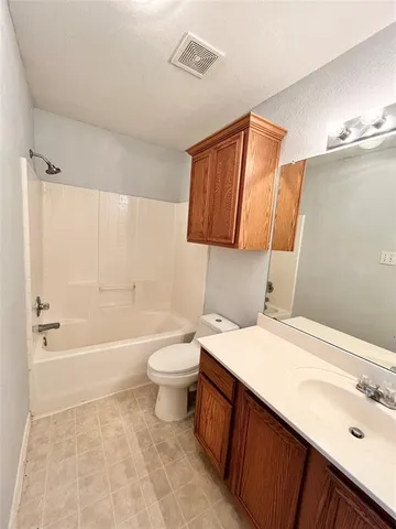 $2,095 | 1109 Hidden Glade Drive, Mansfield, TX 76063