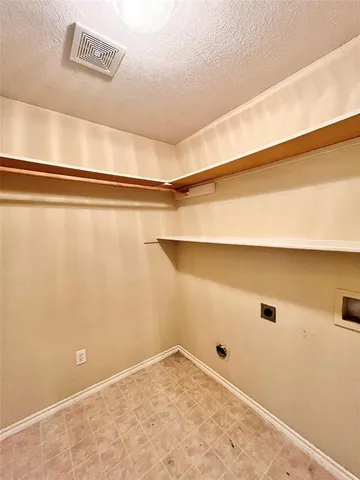 $2,095 | 1109 Hidden Glade Drive, Mansfield, TX 76063