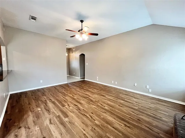 $2,095 | 1109 Hidden Glade Drive, Mansfield, TX 76063