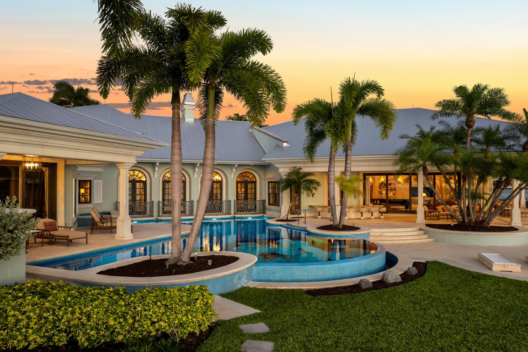 19 Sunset Key Drive Key West, FL 33040 - Photo 5 of 98 19 Sunset Key Drive