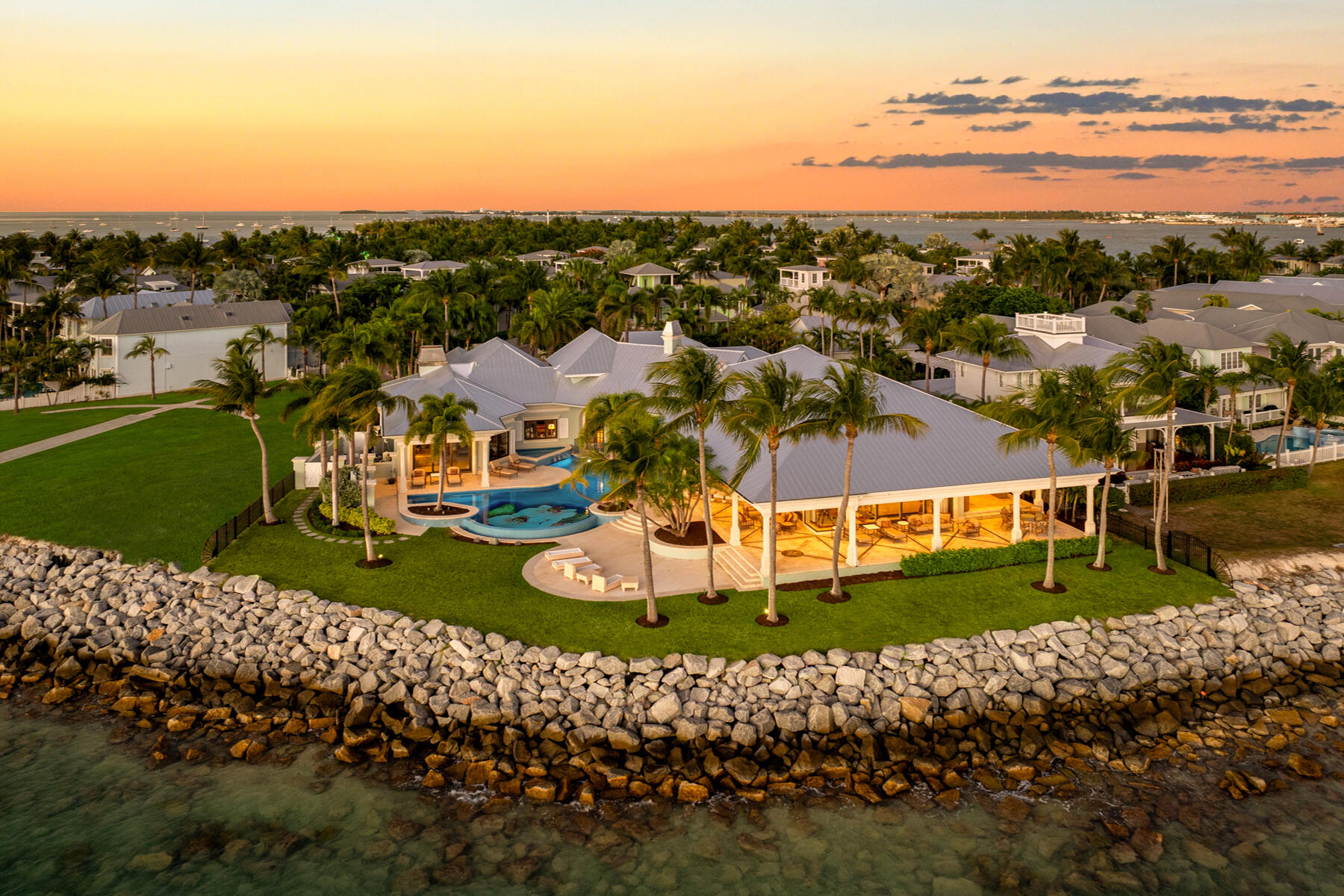 19 Sunset Key Drive Key West, FL 33040 - Photo 6 of 98 Sunset Aerial