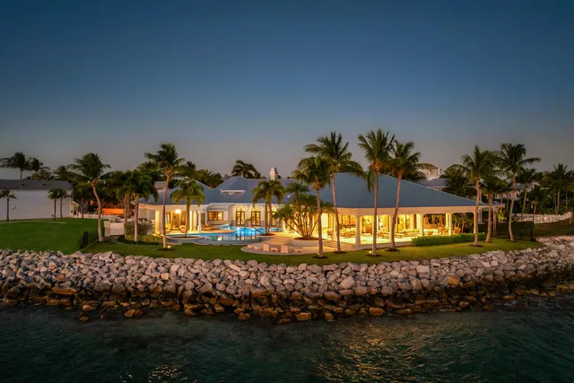 $23,900,000 | 19 Sunset Key Drive, Key West, FL 33040