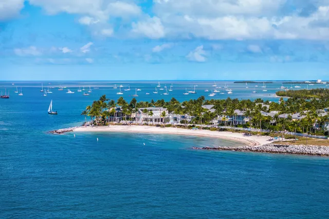 $23,900,000 | 19 Sunset Key Drive, Key West, FL 33040