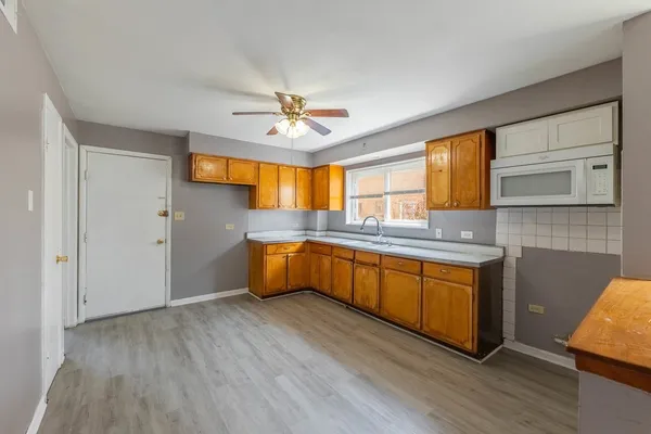 $1,650 | 4634 West 47th Street, Unit 1, Chicago, IL 60632