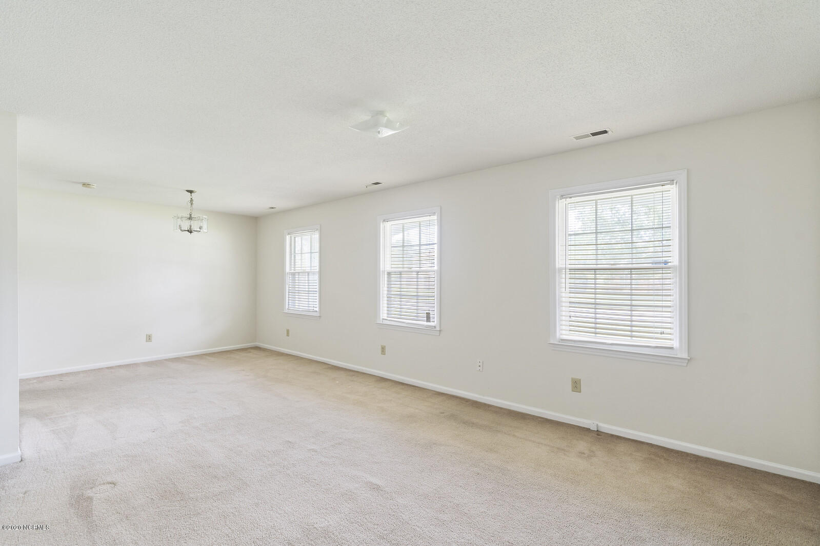 508 Pine Valley Road Jacksonville, NC 28546 - Photo 11 of 34 11_DSC01486_mls