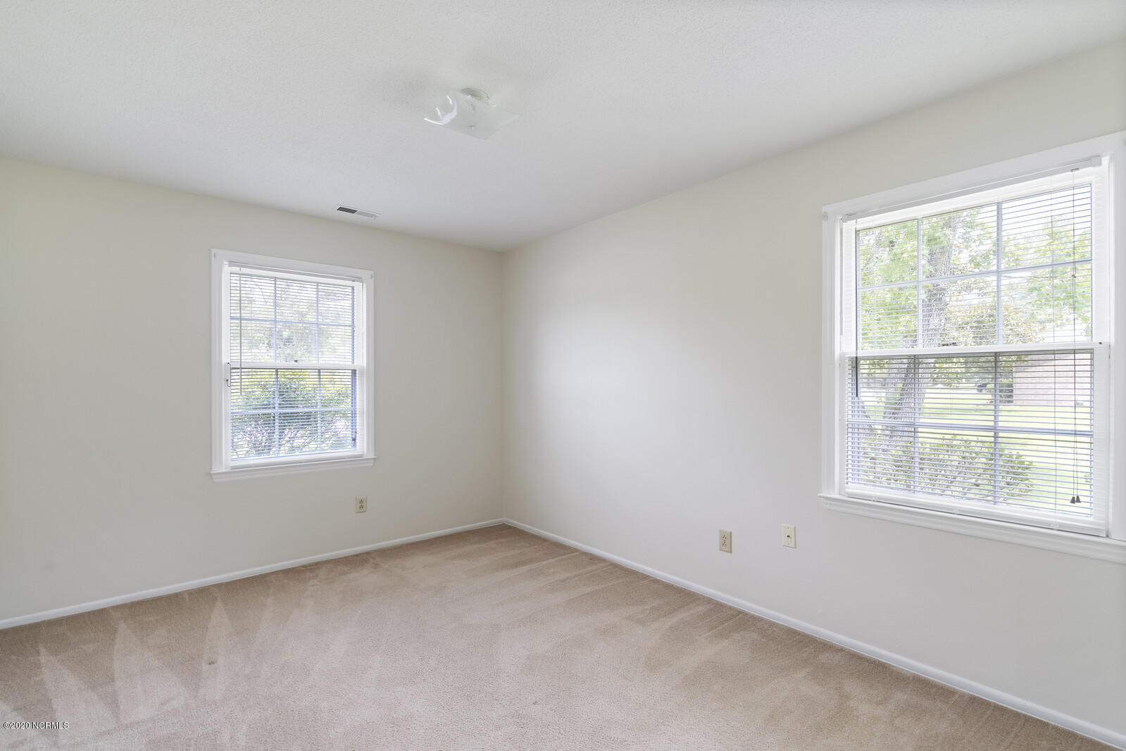 508 Pine Valley Road Jacksonville, NC 28546 - Photo 21 of 34 21_DSC01551_mls