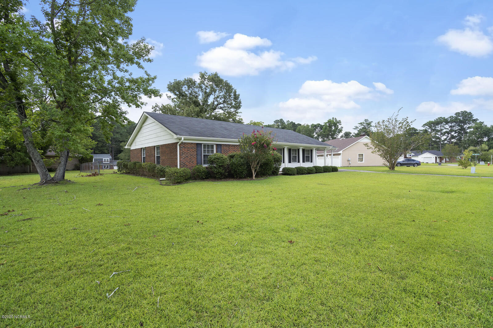 508 Pine Valley Road Jacksonville, NC 28546 - Photo 4 of 34 04_DSC01376_mls