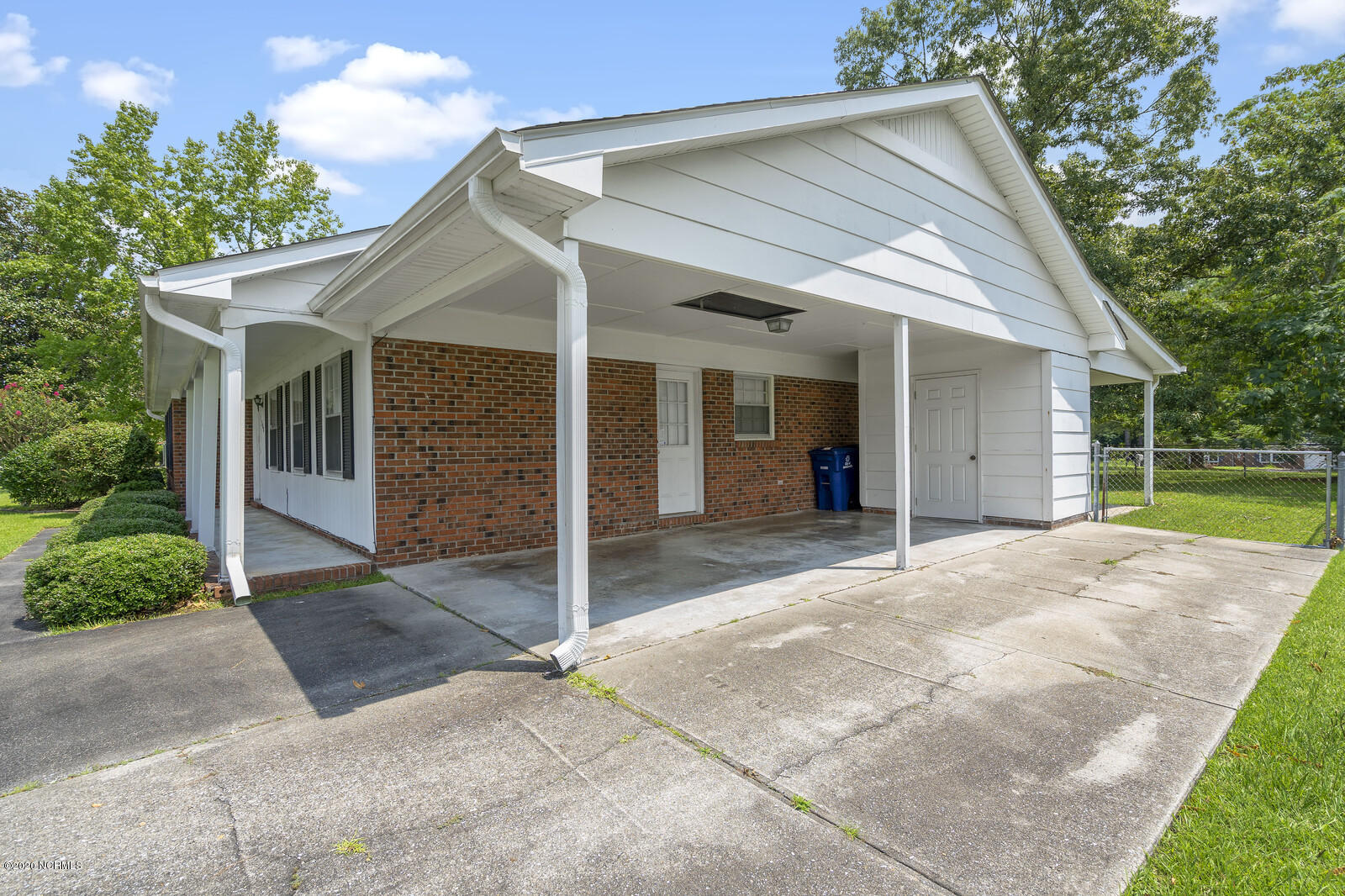 508 Pine Valley Road Jacksonville, NC 28546 - Photo 7 of 34 07_DSC01606_mls