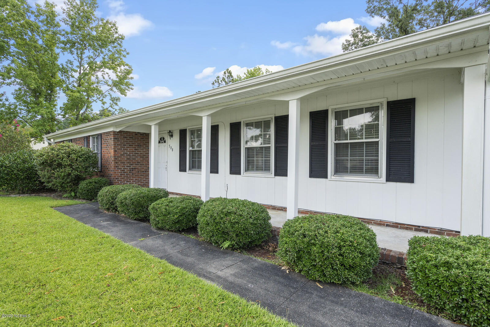 508 Pine Valley Road Jacksonville, NC 28546 - Photo 8 of 34 08_DSC01391_mls