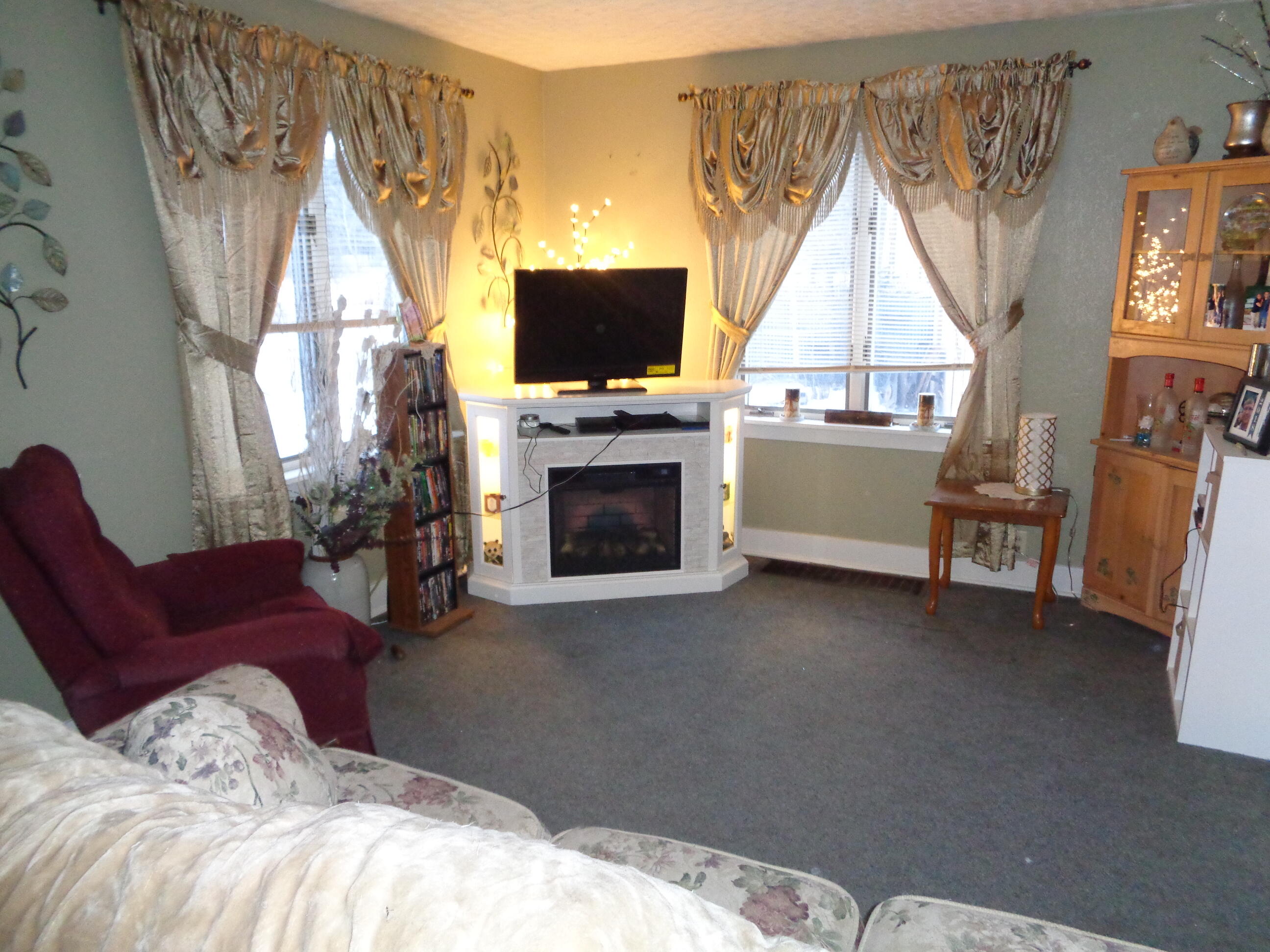 3103 Lowell Road Alpena, MI 49707 - Photo 2 of 16 Gallery Image 2