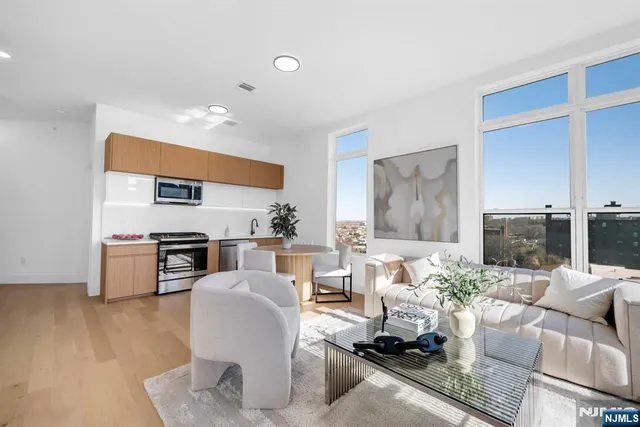 $724,995 | 649 38th Street, Unit PH2, Union City, NJ 07087