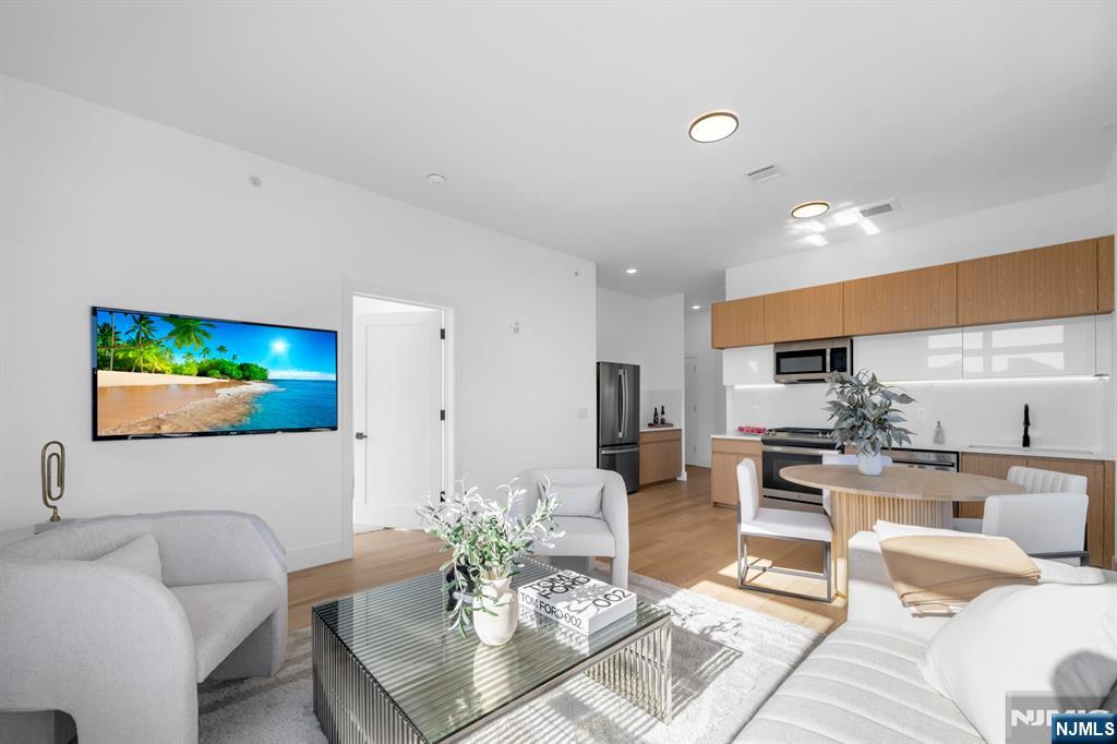 649 38th Street, Unit PH2 Union City, NJ 07087 - Photo 3 of 15