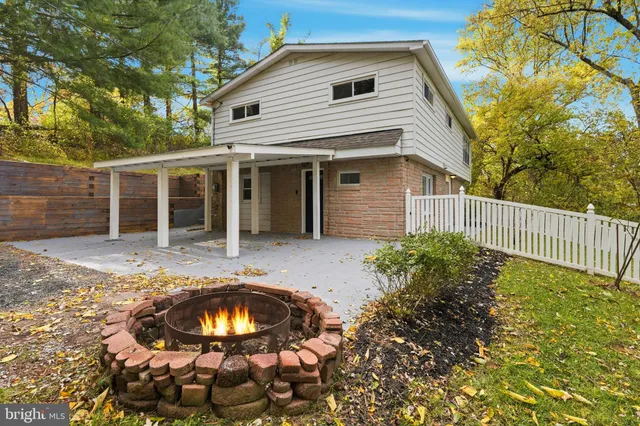 $389,900 | 311 Old New Windsor Pike, Westminster, MD 21157