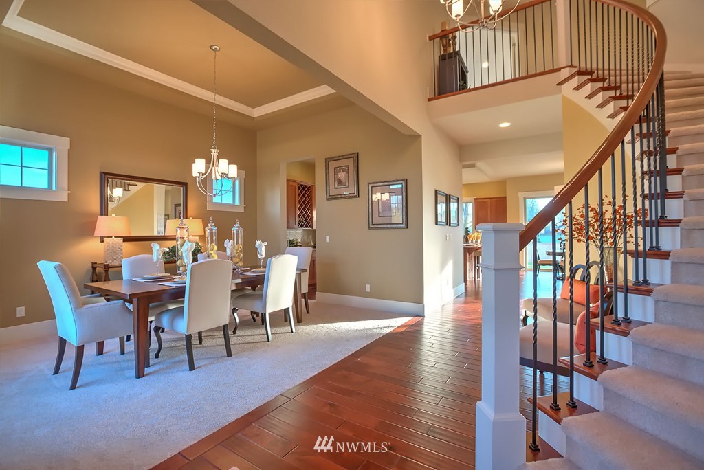 17456 Southeast 139th Place Renton, WA 98059 - Photo 2 of 9