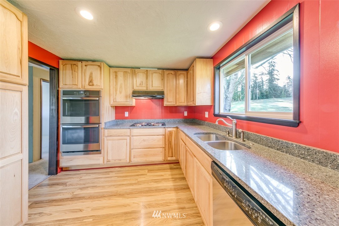 224 Happy Valley Road Sequim, WA 98382 - Photo 10 of 34