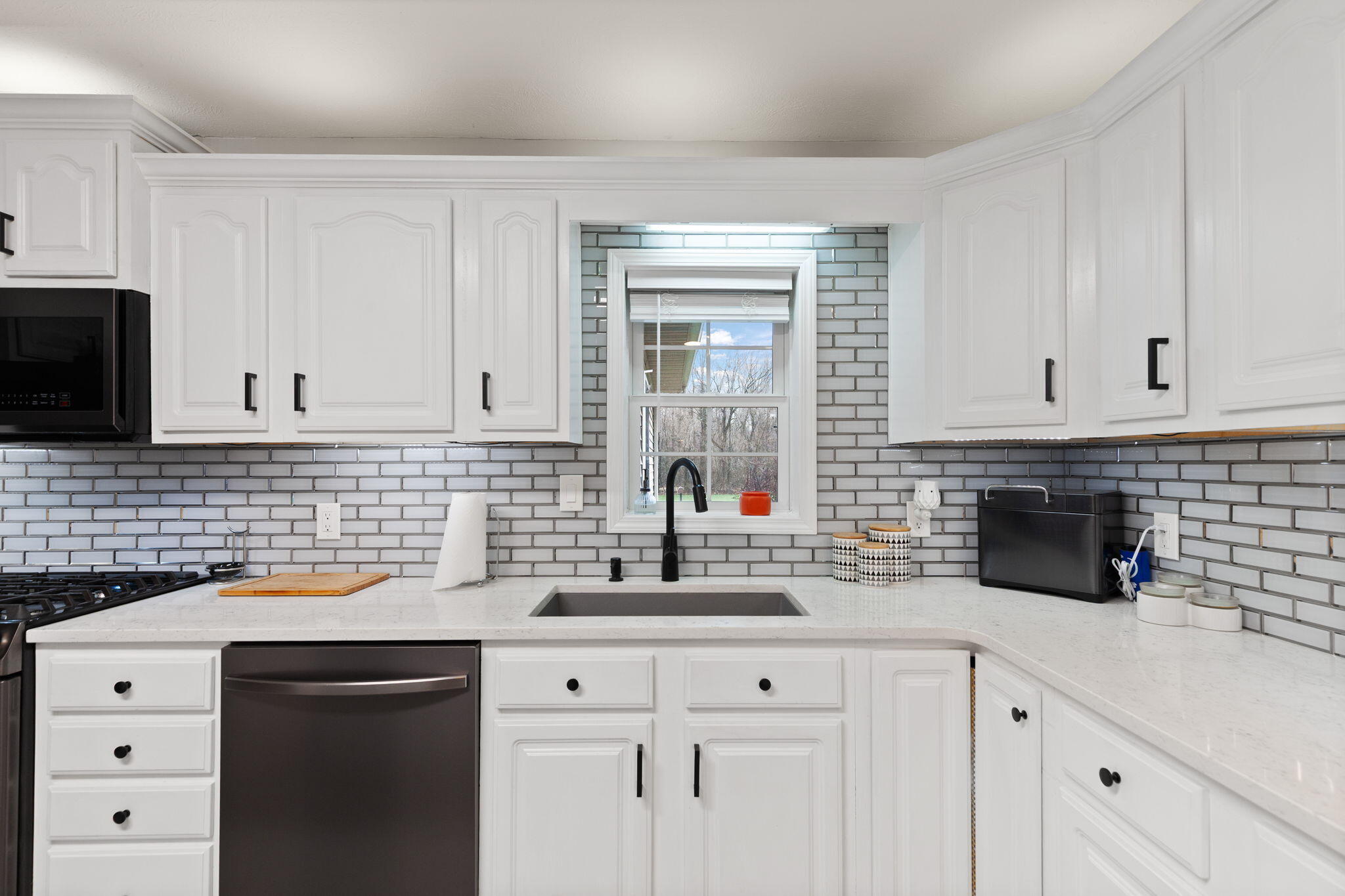 47 Tanner Run Coldwater, MI 49036 - Photo 12 of 47 47 Tanner Run - Coldwater - 1013