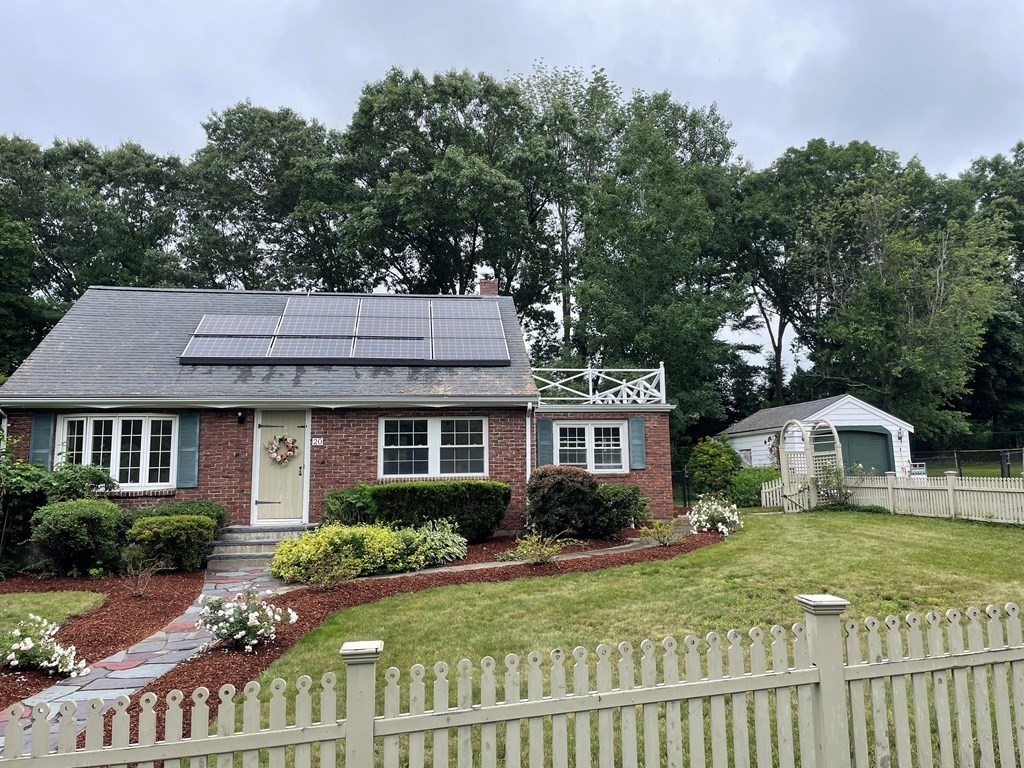 20 Hale Road East Walpole, MA 02032 - Photo 1 of 20 Gallery Image 1