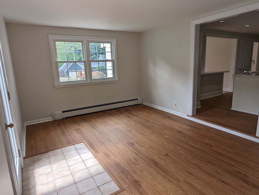 20 Hale Road East Walpole, MA 02032 - Photo 8 of 20 Gallery Image 8